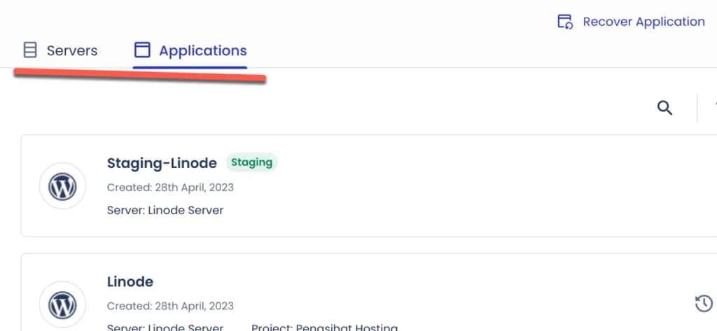 beda server dan application