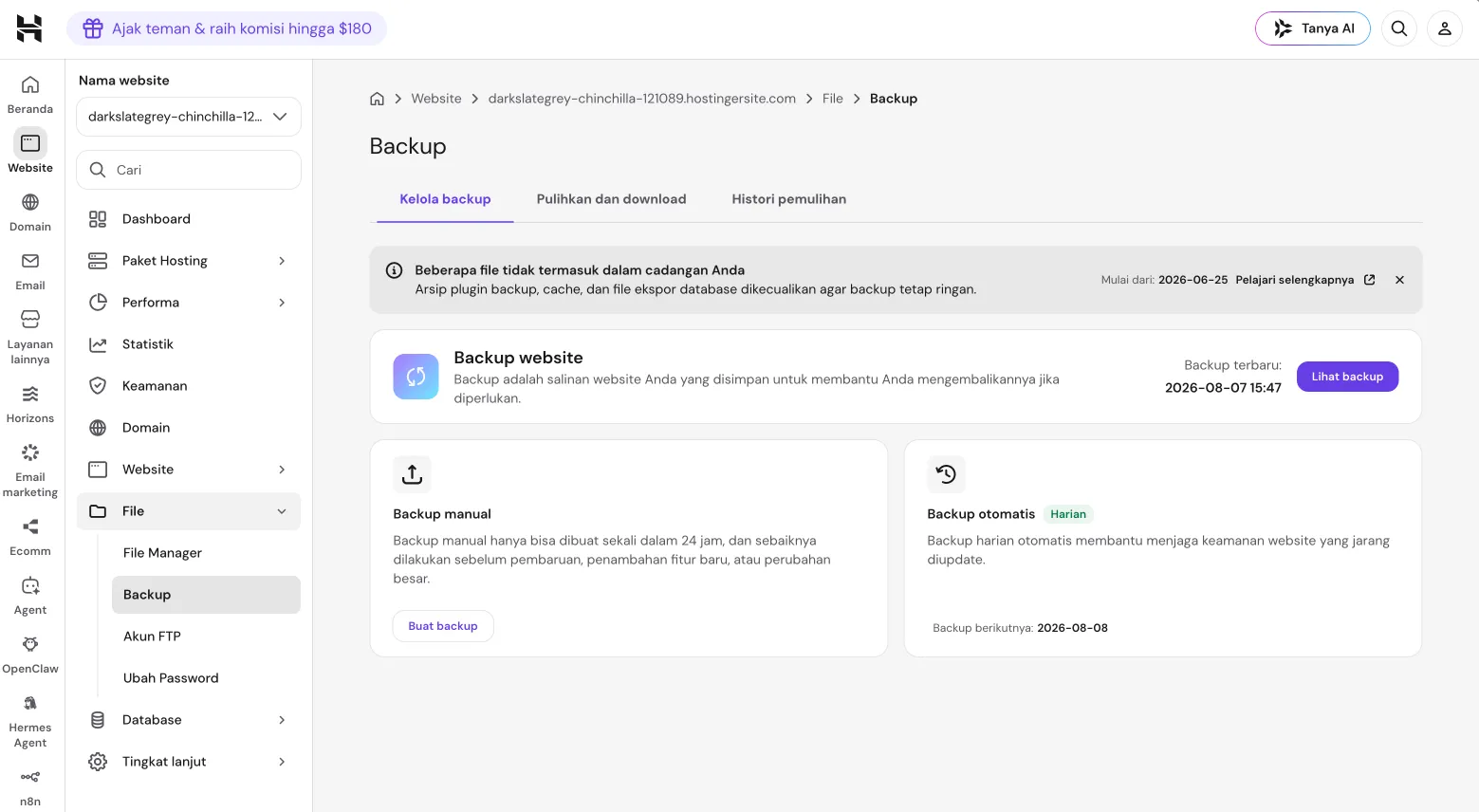 Halaman pengelolaan backup harian di hPanel